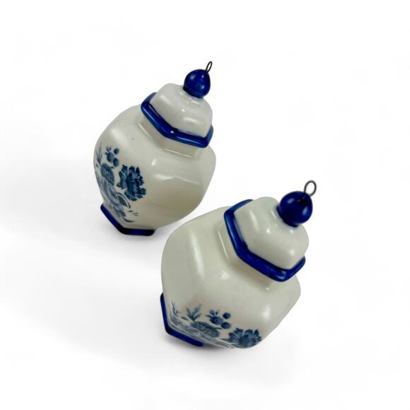 Porcelain Blue White Delft Style Ornaments Set of 2 Kurt S Adler - Picture 9 of 9